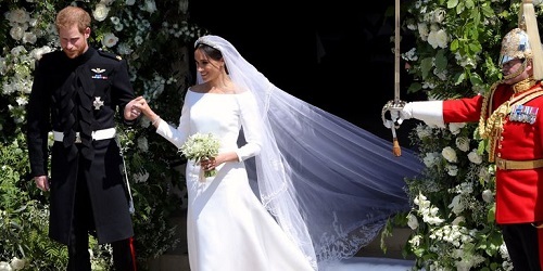 Cận cảnh chiếc váy cưới lộng lẫy của Công nương Anh Meghan