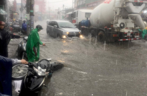5 nguyên nhân khiến Sài Gòn không bớt ngập