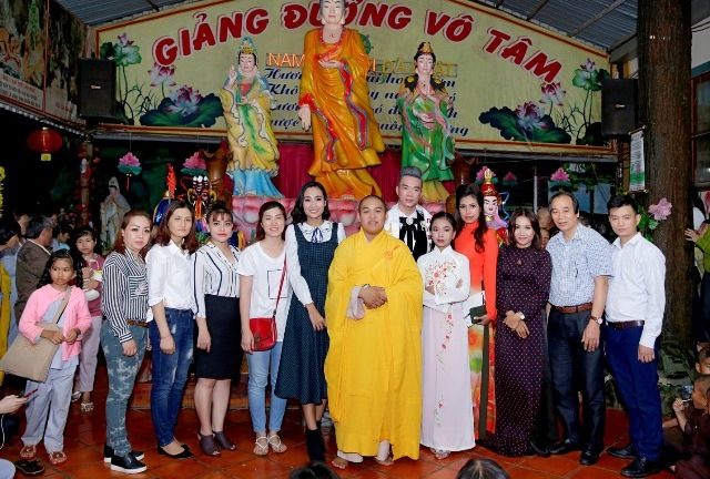 Mừng đại lễ Phật Đản: Đêm nhạc thiện nguyện tại chùa Huyền Trang