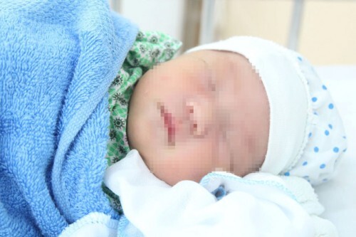 2 bé sơ sinh bị mẹ bỏ rơi tại bệnh viện