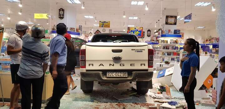 Tin tai nạn giao thông mới nhất ngày 26/5/2018