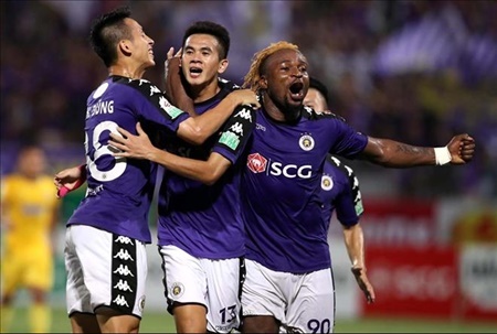 Hà Nội FC nhận thưởng