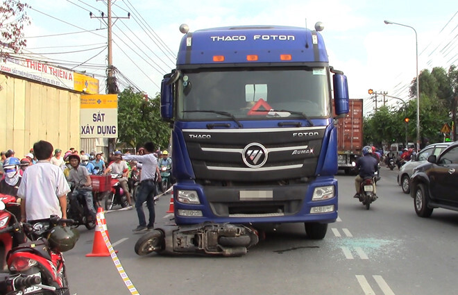 Tai nạn giao thông, bé gái 3 tuổi tử vong, mẹ mang bầu nguy kịch