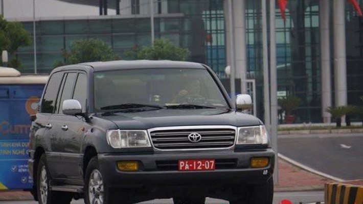 Sỹ quan cấp bậc Thượng tướng được mua ôtô công tối đa bao nhiêu tiền?