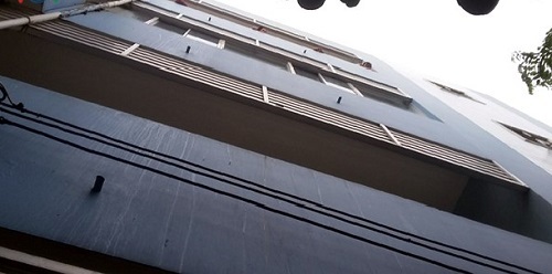 Nam bệnh nhân nhảy từ lầu 3 tự tử trong khuôn viên bệnh viện Tiền Giang