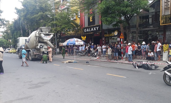 Tai nạn giao thông, bé trai 8 tuổi tử vong dưới bánh xe bồn