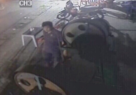 Trích xuất camera, truy tìm nghi can sát hại người phụ nữ lái đò