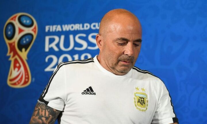 Bị loại khỏi World Cup 2018, Argentina vẫn không thể sa thải HLV trưởng
