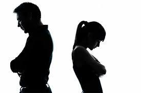 Phút bừng tỉnh trước gương của người vợ tuổi 27 với chồng bạc tình