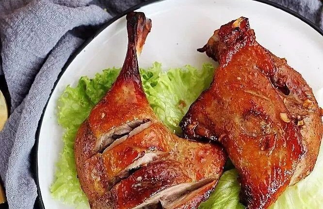 Vịt chiên mật ong thơm ngon khó cưỡng cho ngày cuối tuần