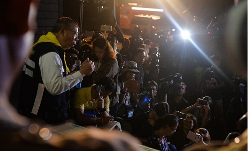 Hai nhà làm phim Hollywood có mặt tại hang động Thái Lan