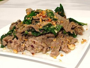 Cách làm món thịt trâu xào lá lốt thơm ngon đậm đà 