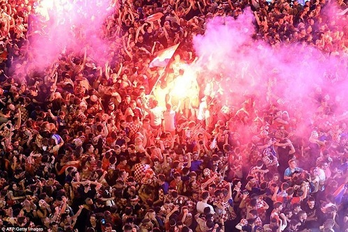 CĐV Croatia: Từ tột cùng đau khổ đến những giọt nước mắt hạnh phúc