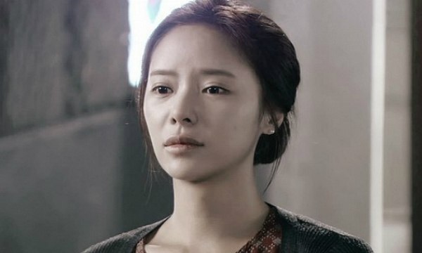 Nàng dâu khóc ròng vì bị bố chồng “cấm” về thăm mẹ đẻ