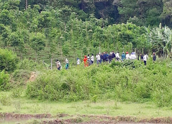 Tìm thân nhân người đàn ông xăm chim ưng ở ngực, cô gái trên đùi tử vong trong rừng