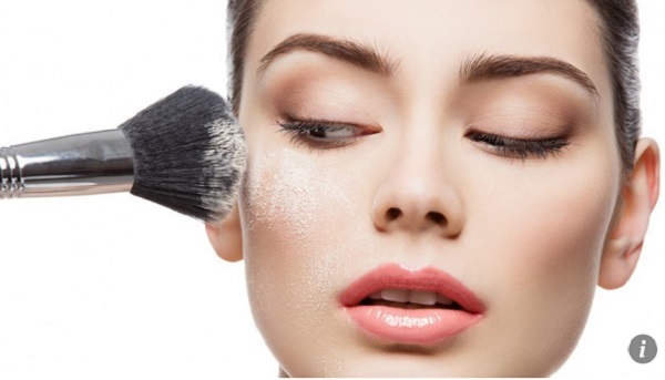 5 mẹo trang điểm cực hay để lớp trang điểm luôn long lanh bất chấp thời tiết nóng ẩm ngày hè