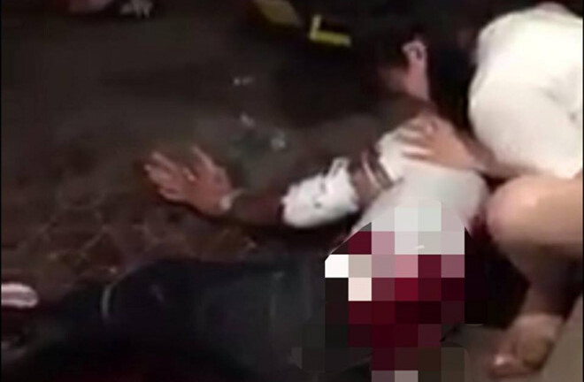 Vụ thanh niên bị 2 kẻ bịt mặt dùng kiếm truy sát: Lời kể bàng hoàng của nhân chứng