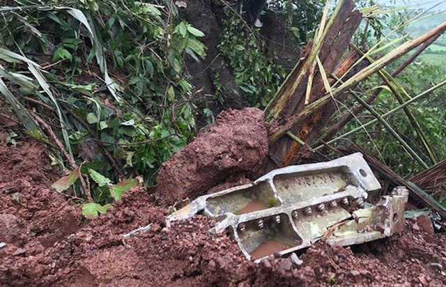 Nhân chứng vụ máy bay Su-22 rơi ở Nghệ An: Lội suối, băng rừng cố cứu phi công