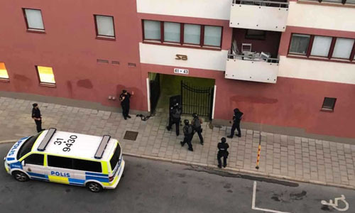 Nam thanh niên bị cảnh sát bắn chết do mang theo súng đồ chơi 