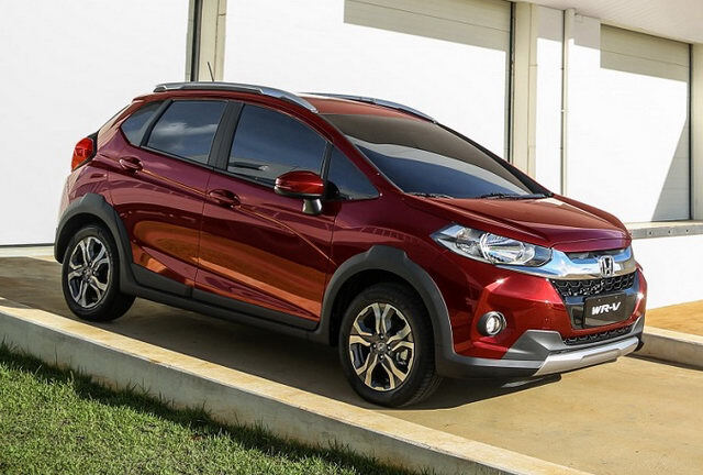 Cận cảnh ô tô Honda 7 chỗ đẹp long lanh, giá chỉ 271 triệu đồng