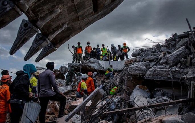 Thảm họa động đất tại Indonesia: Thương vong tăng cao khủng khiếp