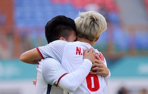 HLV Steve Darby: 'Olympic Việt Nam đánh bại Olympic Nhật Bản là chiến công rất to lớn'