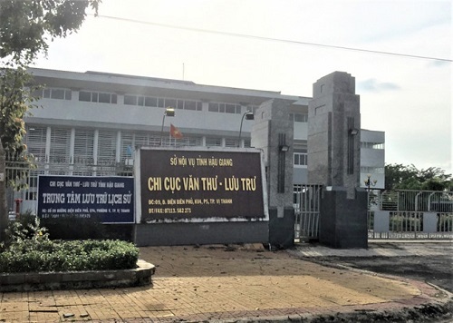 Lập quỹ đen trái phép, 4 cán bộ ở Hậu Giang bị bắt