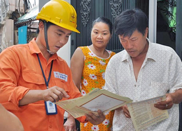 Chấm dứt thu tiền điện tại nhà, EVN đẩy mạnh thanh toán trực tuyến