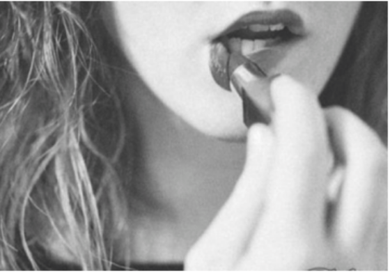 Đàn bà thông minh sẽ đánh son không đánh ghen