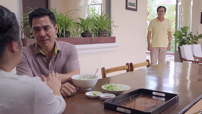 Gạo nếp gạo tẻ tập 51: Bà Mai hối hận vì đã đối xử tệ bạc với Kiệt 