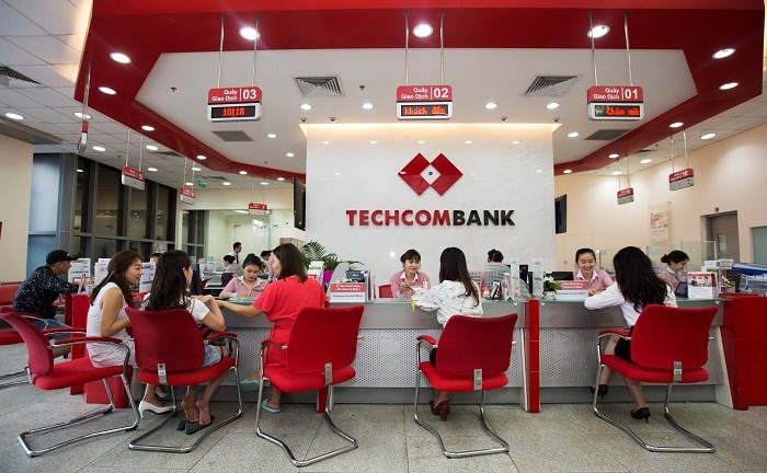 “25 năm gắn kết yêu thương – Trao ngàn quà tặng” cùng Techcombank