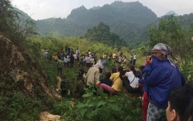 Hoà Bình: Phát hiện thi thể nam giới đang phân huỷ dưới đèo Thung Khe