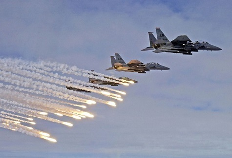 Israel phá hủy máy bay Boeing chở vũ khí của Iran tại Syria