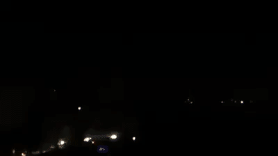 Miền Tây Syria rung chuyển vì bị tấn công tên lửa quy mô lớn