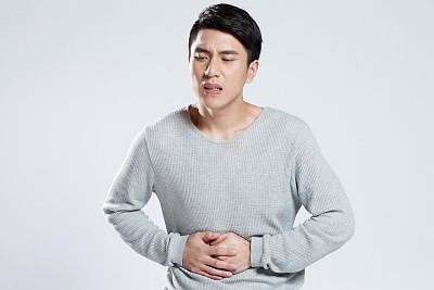 Viêm đại tràng mạn tính không dứt hẳn vì chữa chưa đúng cách