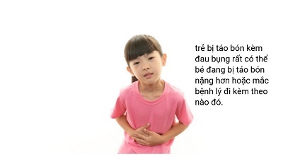 Trẻ bị táo bón đau bụng do nguyên nhân gì?
