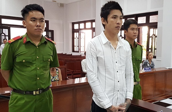 Án chung thân cho nghịch tử giết mẹ ruột sau khi dùng ma túy đá