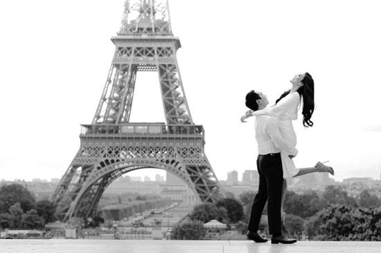 Lan Khuê chào tháng 10 với loạt ảnh cưới lãng mạn ở Paris