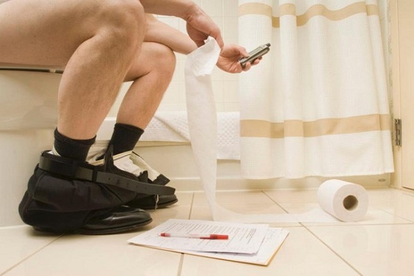 Táo bón là gì? Vì sao phần lớn bệnh nhân bị táo bón lâu ngày?