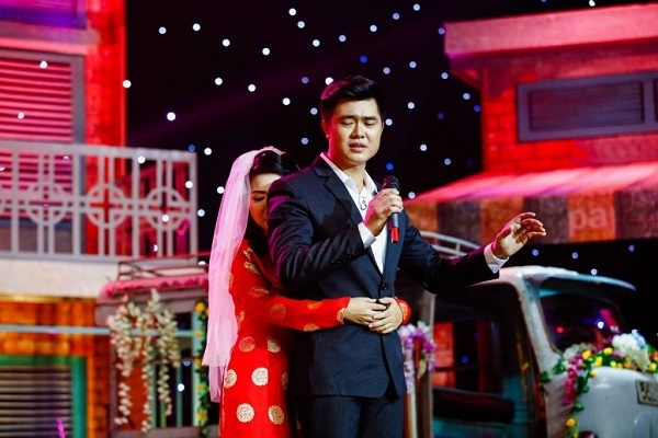 Chàng ca sĩ lịch lãm cùng dòng nhạc Bolero