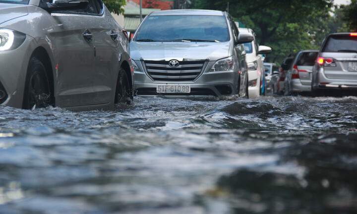 Mưa lớn khiến 