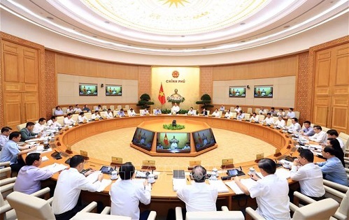 Nghị quyết Phiên họp Chính phủ tháng 9: Mạnh tay với 'tín dụng đen', siết, đòi nợ thuê