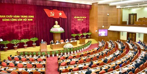 Năng lực kém, đức độ chưa đủ, lãnh đạo nên từ chức