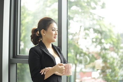 Khúc Thị Phương Thúy - Nữ thuyền trưởng và mối tình 15 năm dành cho Thẩm mỹ Việt