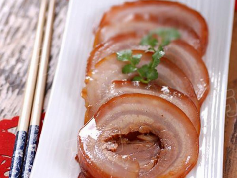 Món ngon mỗi ngày: Thịt ba chỉ hấp kiểu mới ăn mãi không chán