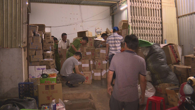 Đắk Lắk: Phát hiện hơn 10 tấn hạt nêm và bột ngọt không rõ nguồn gốc