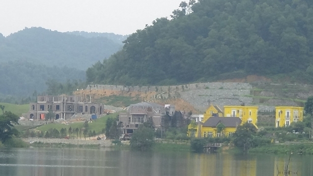 Hà Nội: Thanh tra toàn diện việc “xẻ thịt” đất rừng xây biệt phủ ở Sóc Sơn