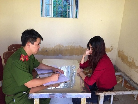 Phá đường dây mại dâm của 