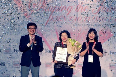 TGĐ Vinamilk là người phụ nữ duy nhất được Forbes Việt Nam vinh danh với giải thưởng