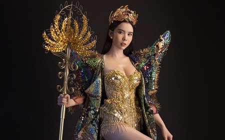 Không phải áo dài, Huỳnh Vy khoe trang phục dân tộc ấn tượng